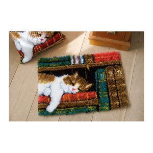 Vervaco Latch Hook Rug Kit 21.25 X15.5  Cat On Bookshelf
